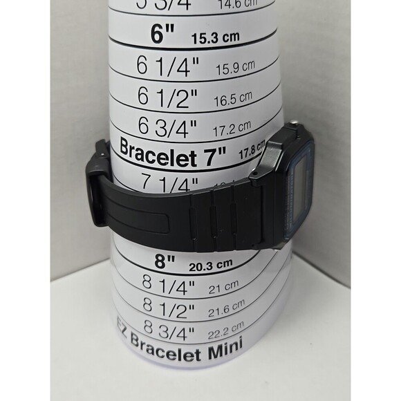 Casio F105W Illuminator Digital Watch Alarm Chrono Quartz Black 3298 New Battery - Picture 5 of 10